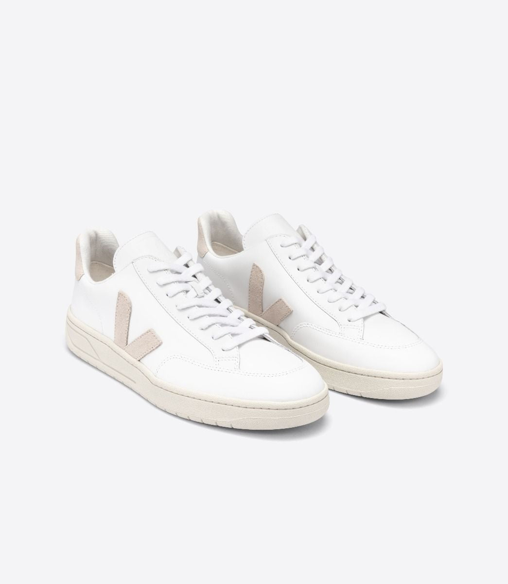 BASKETS VEJA V12 - EXTRA WHITE SABLE