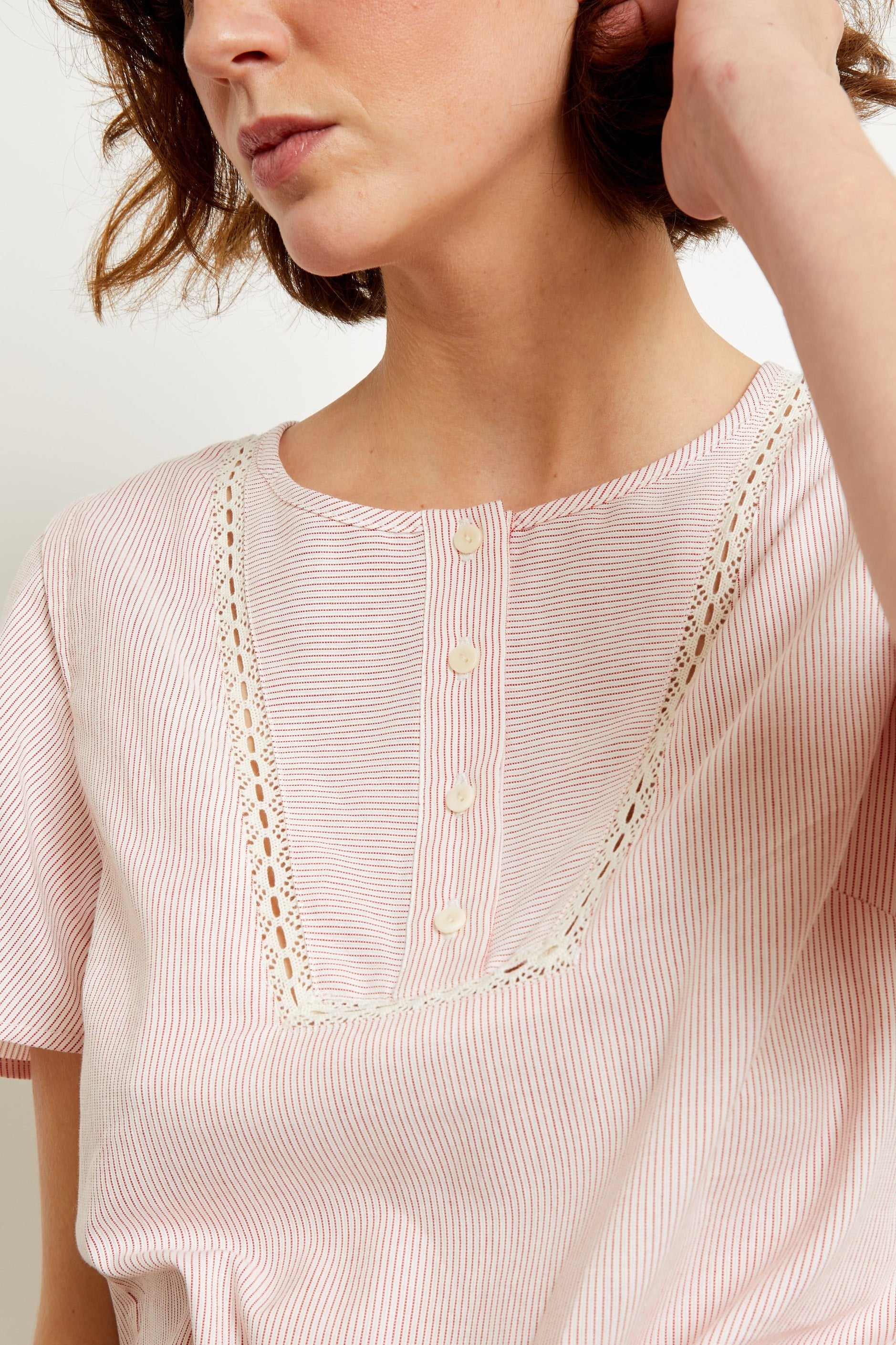 BLOUSE RAYON - RED STRIPES