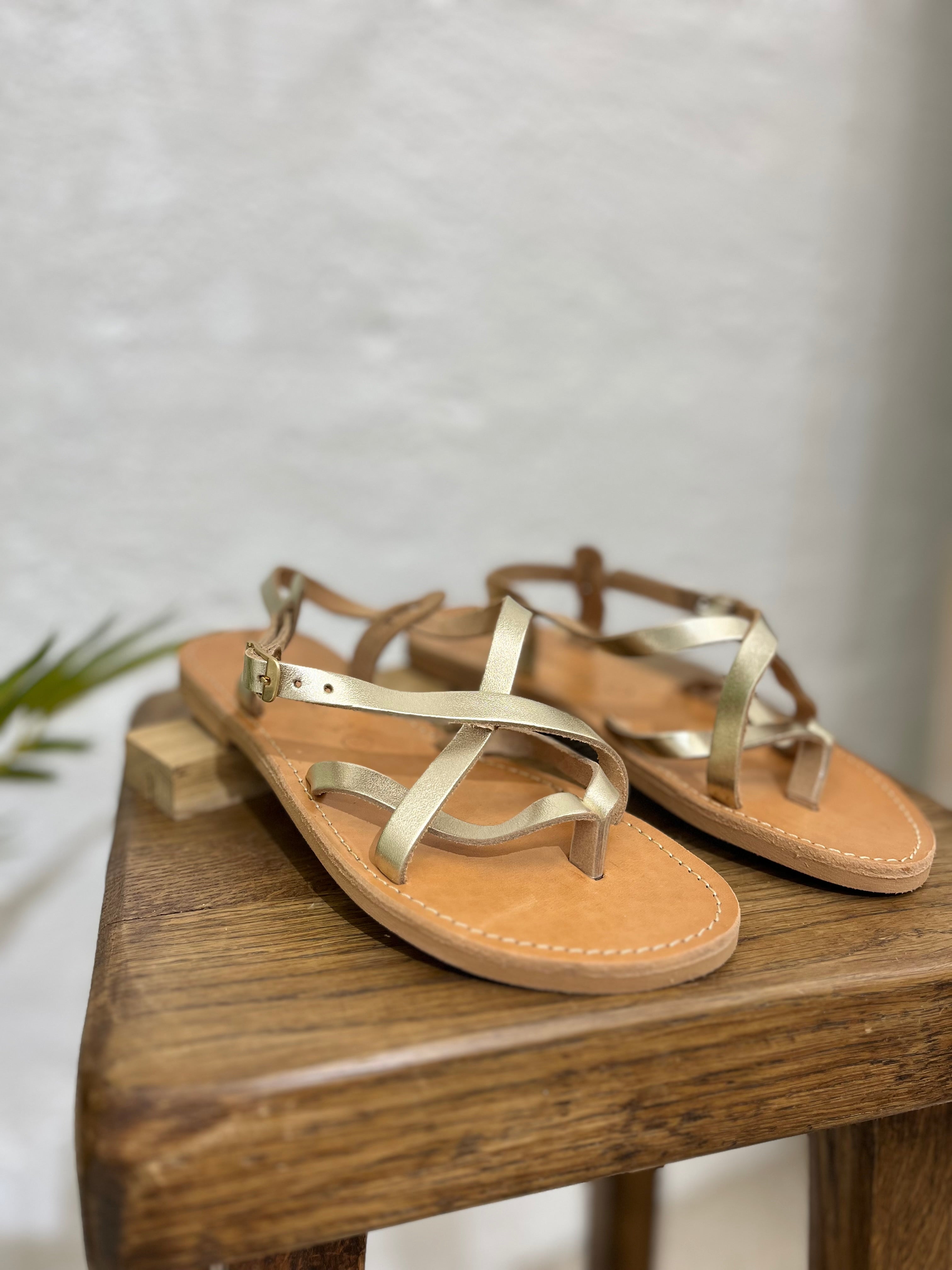 CHAUSSURE DAN - OR