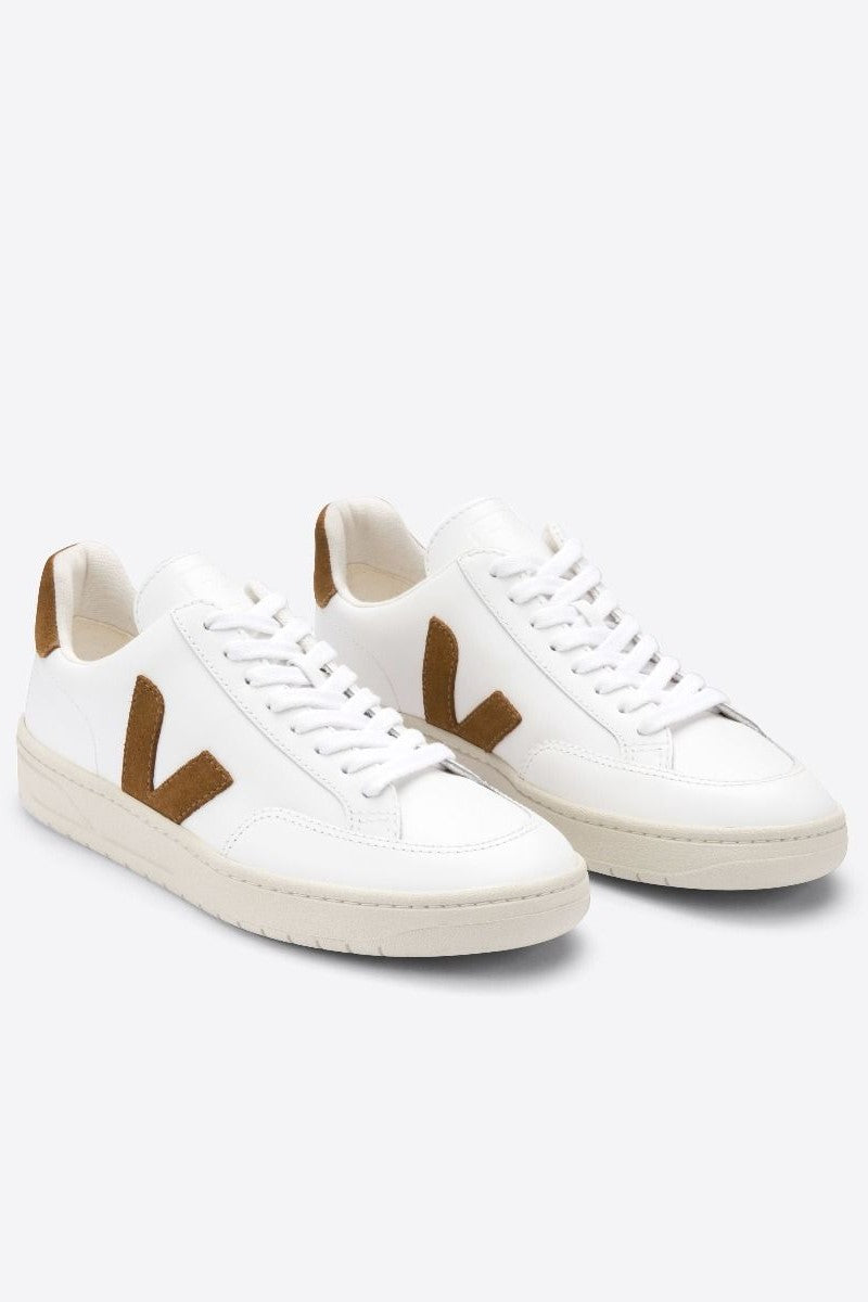 BASKETS VEJA V12  - EXTRA WHITE CAMEL