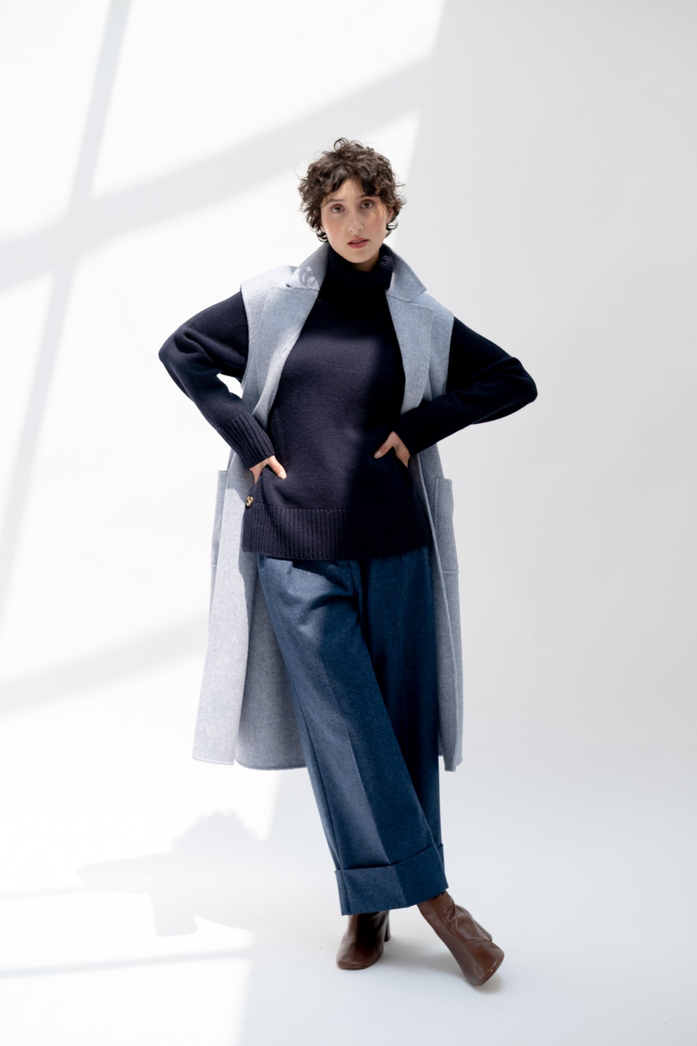 MANTEAU PIERRE BLEU PIED PUCE