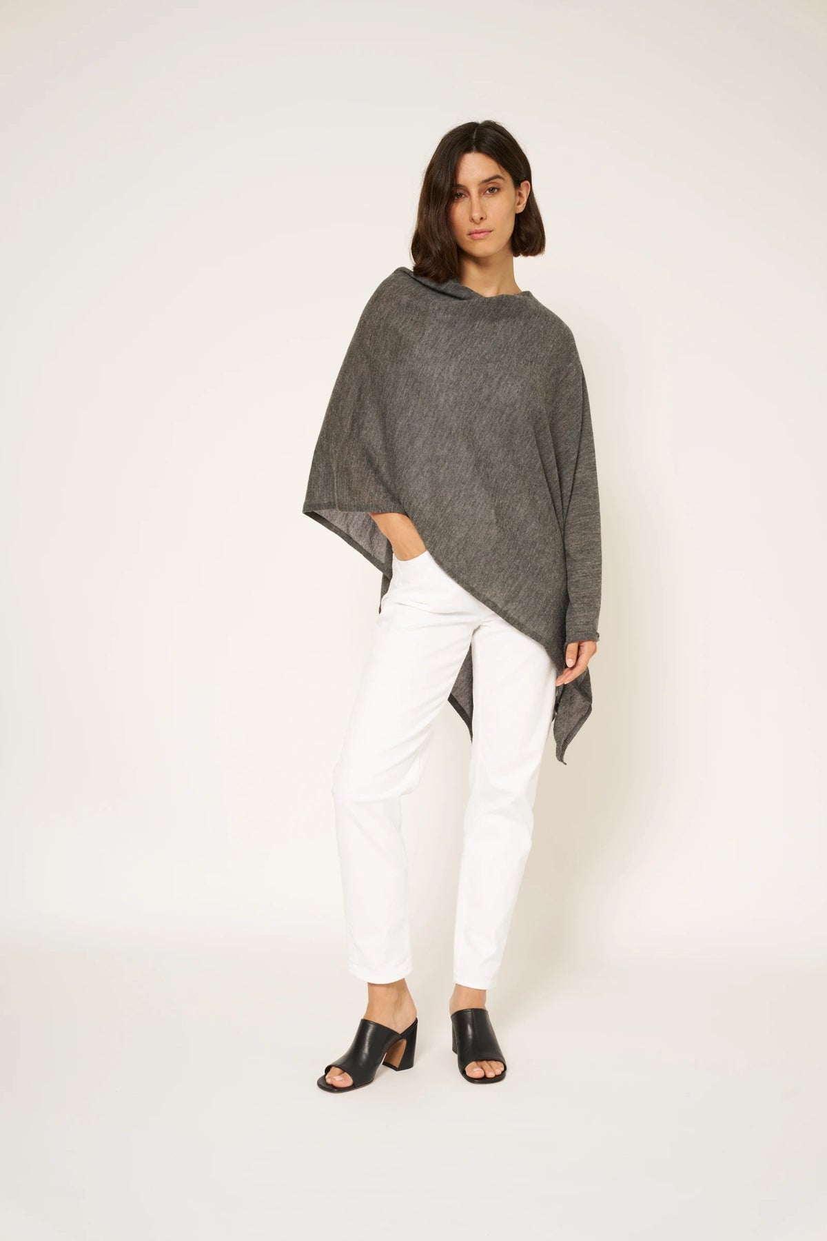 2-IN-1 ELIES PONCHO - HEATHER GREY