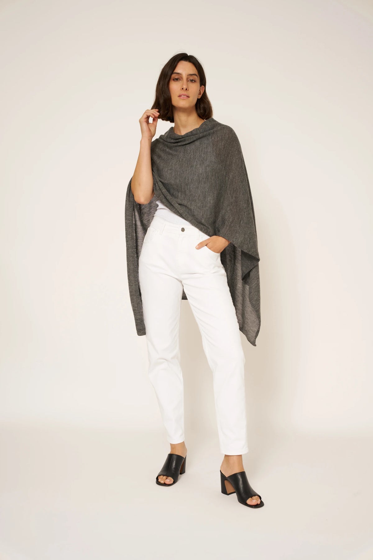 2-IN-1 ELIES PONCHO - HEATHER GREY